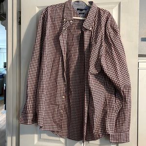 🔴2 for $25 bundles! Tommy Hilfiger Maroon Gingham Plaid Custom For Button Up
